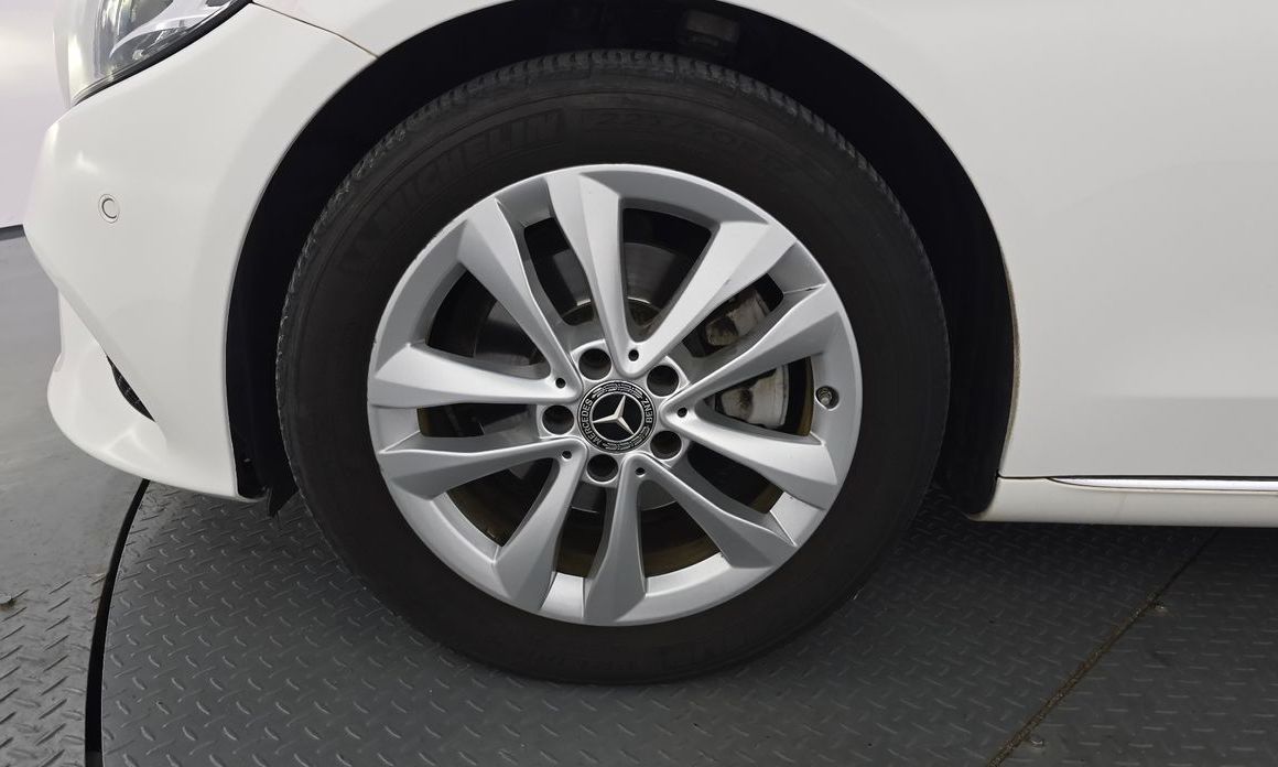 Mercedes-Benz C-Class 2019