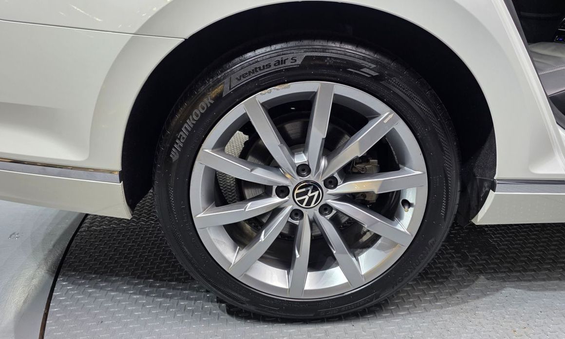 Volkswagen Passat 2021