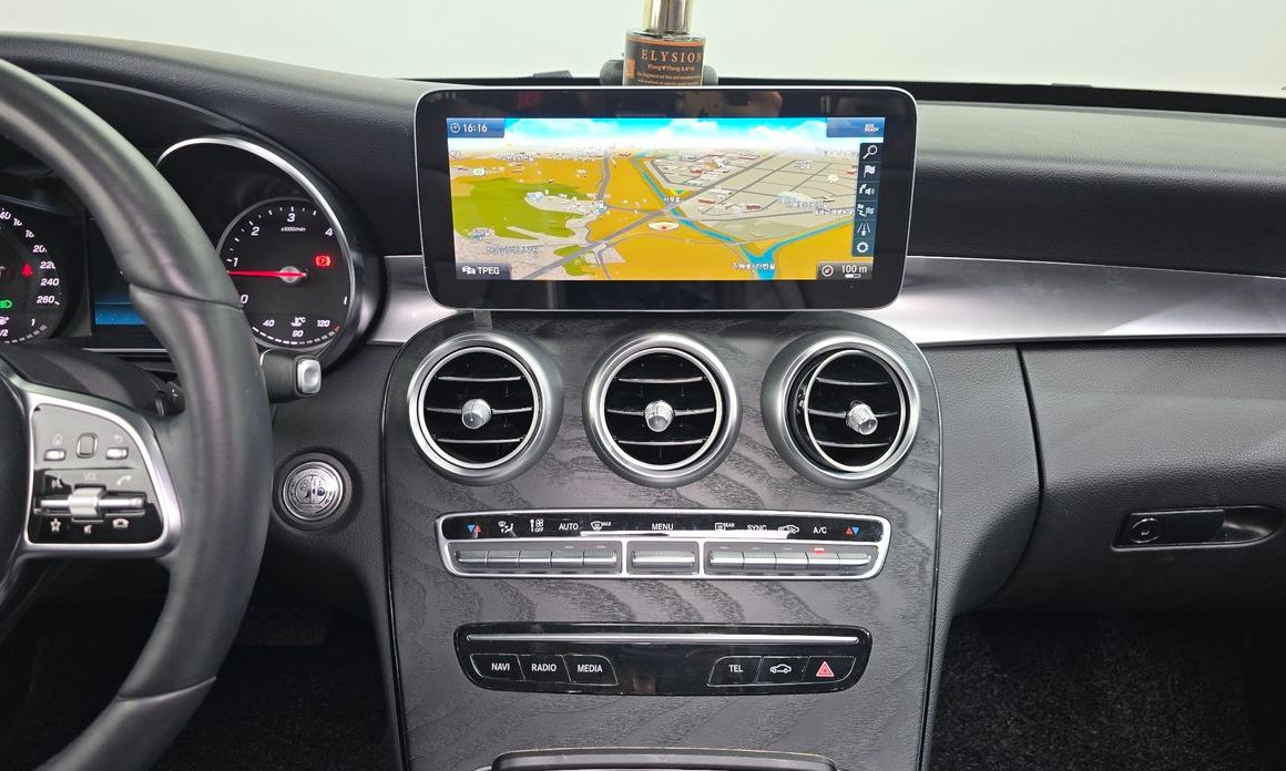 Mercedes-Benz C-Class 2019