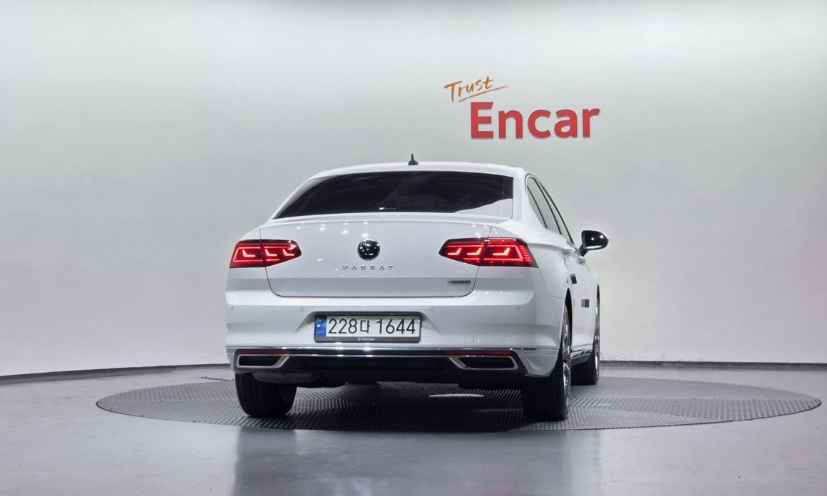 Volkswagen Passat 2021