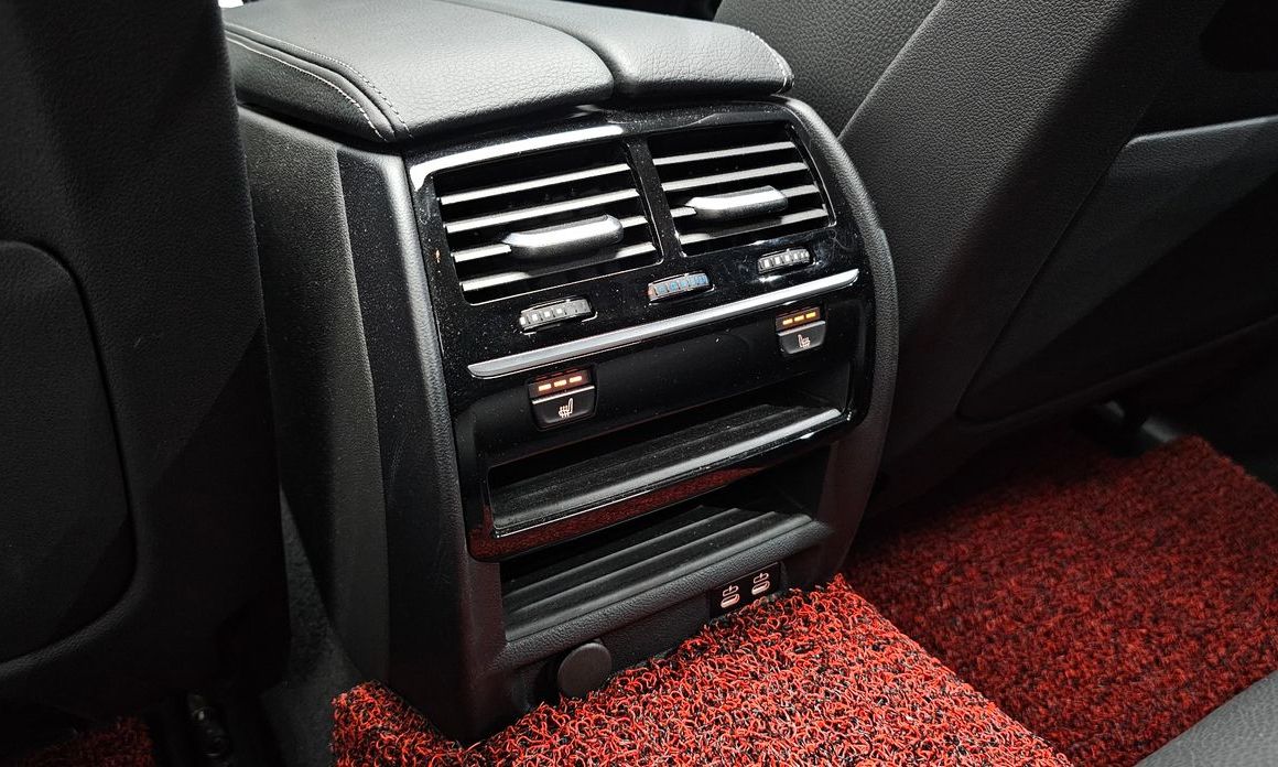 BMW 5-Series 2020