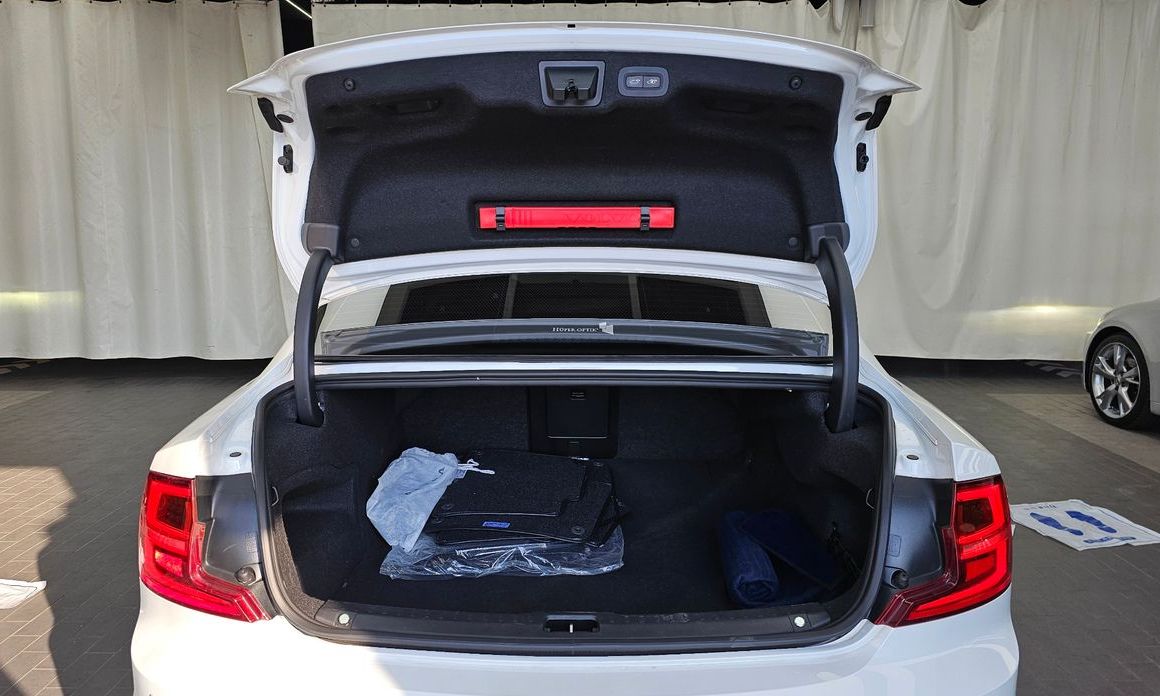 Volvo S90 2019