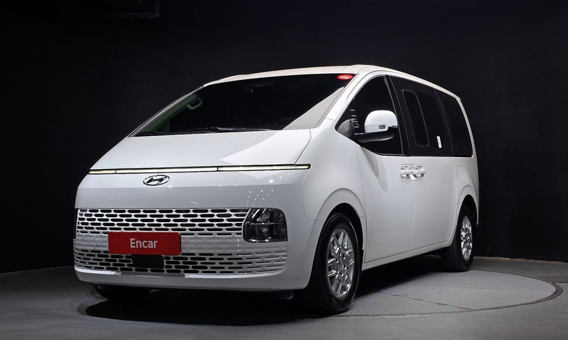 Hyundai Staria 2024