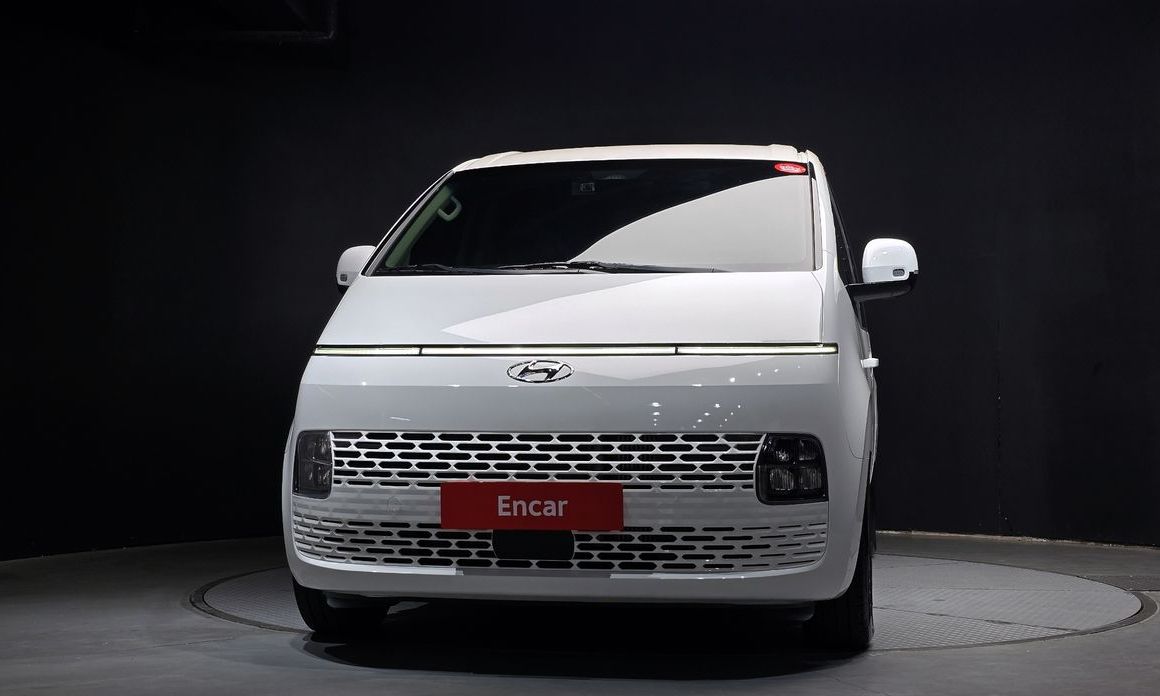 Hyundai Staria 2024