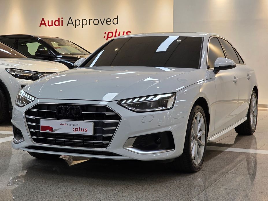Audi A4 2023