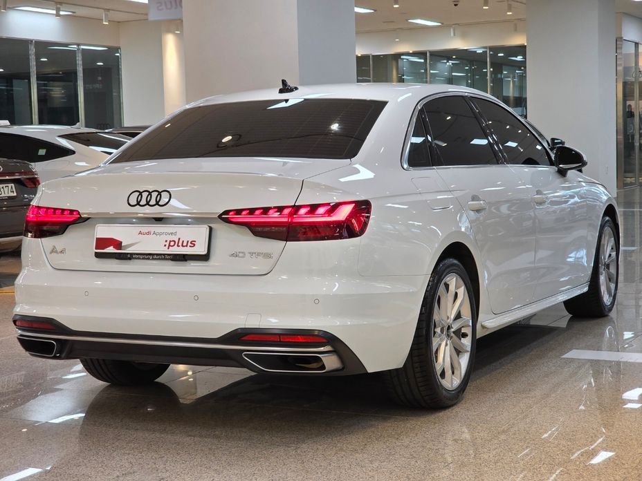 Audi A4 2023