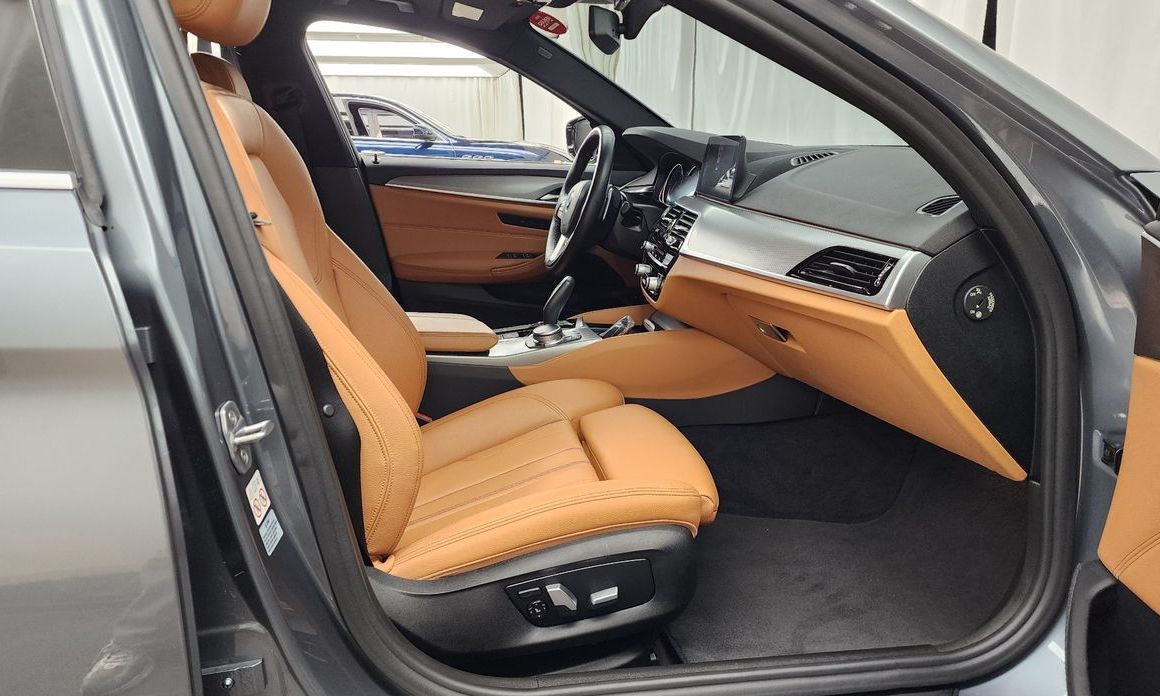 BMW 5-Series 2018