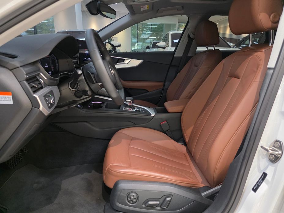 Audi A4 2023