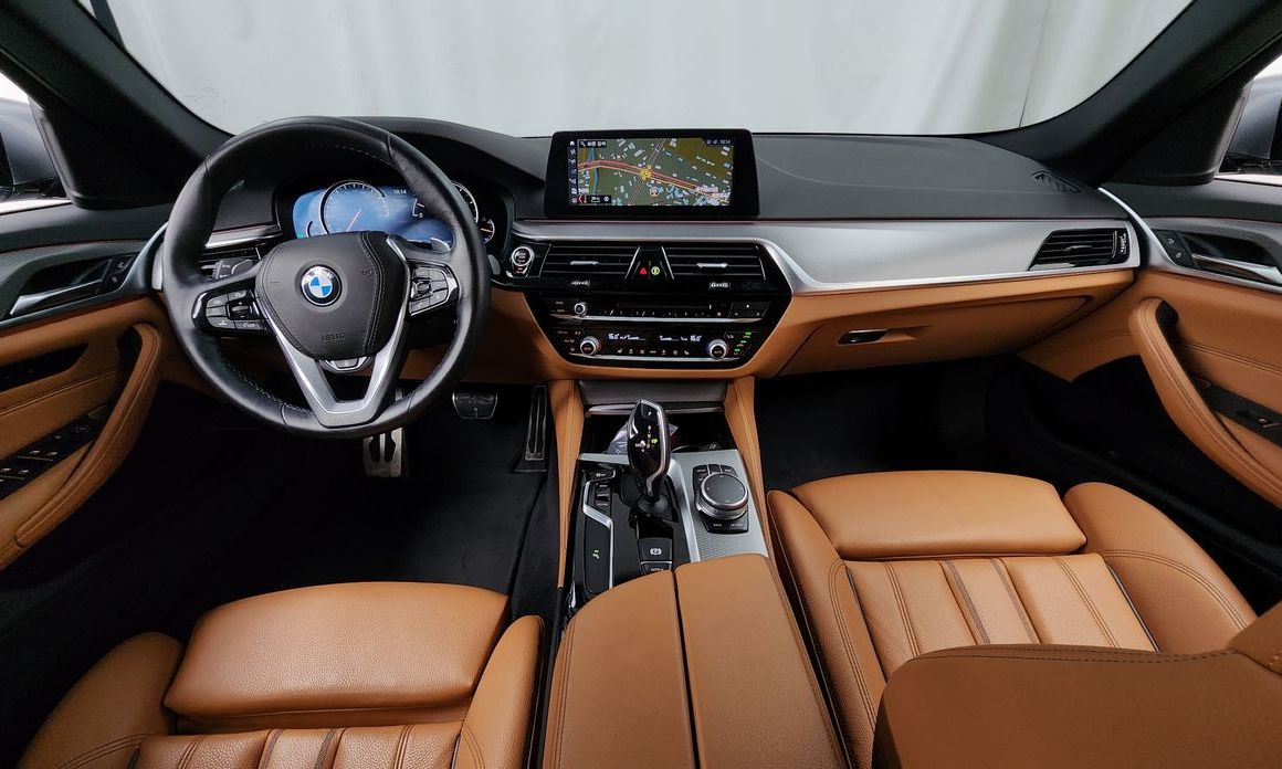 BMW 5-Series 2018