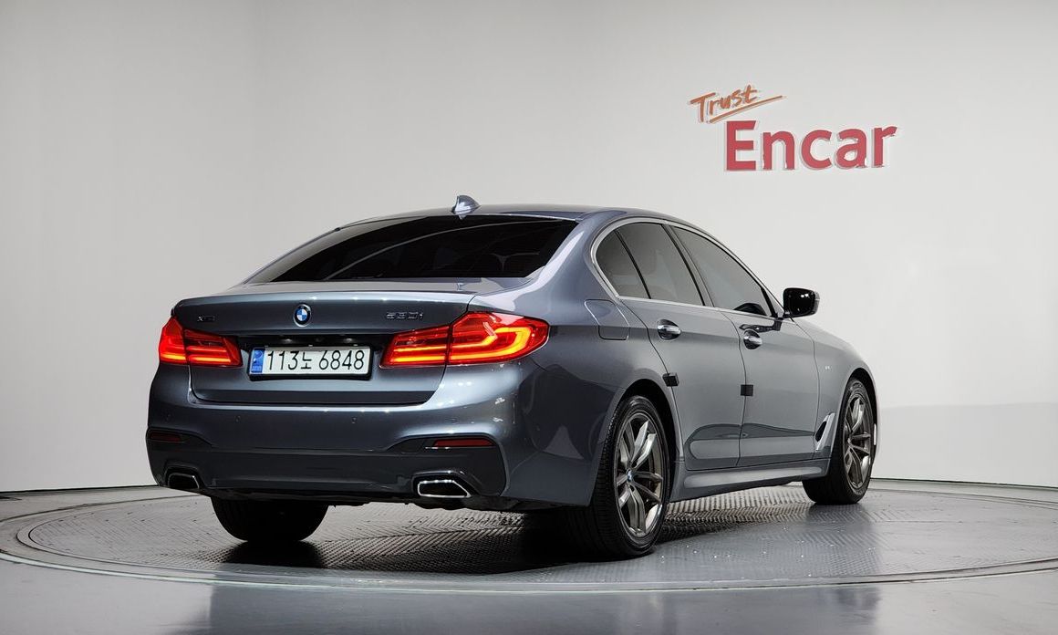 BMW 5-Series 2018