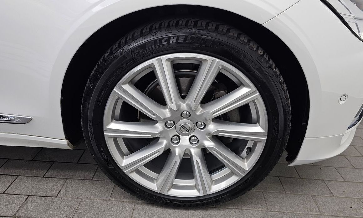 Volvo S90 2019