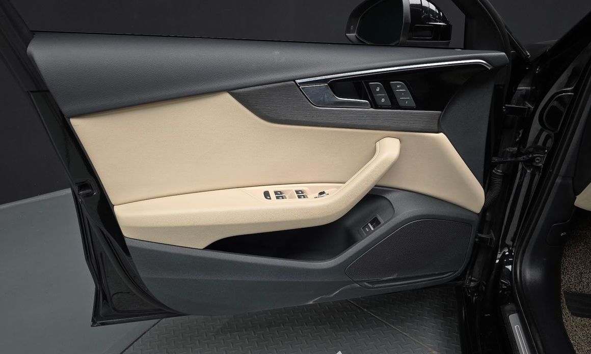 Audi A4 2023