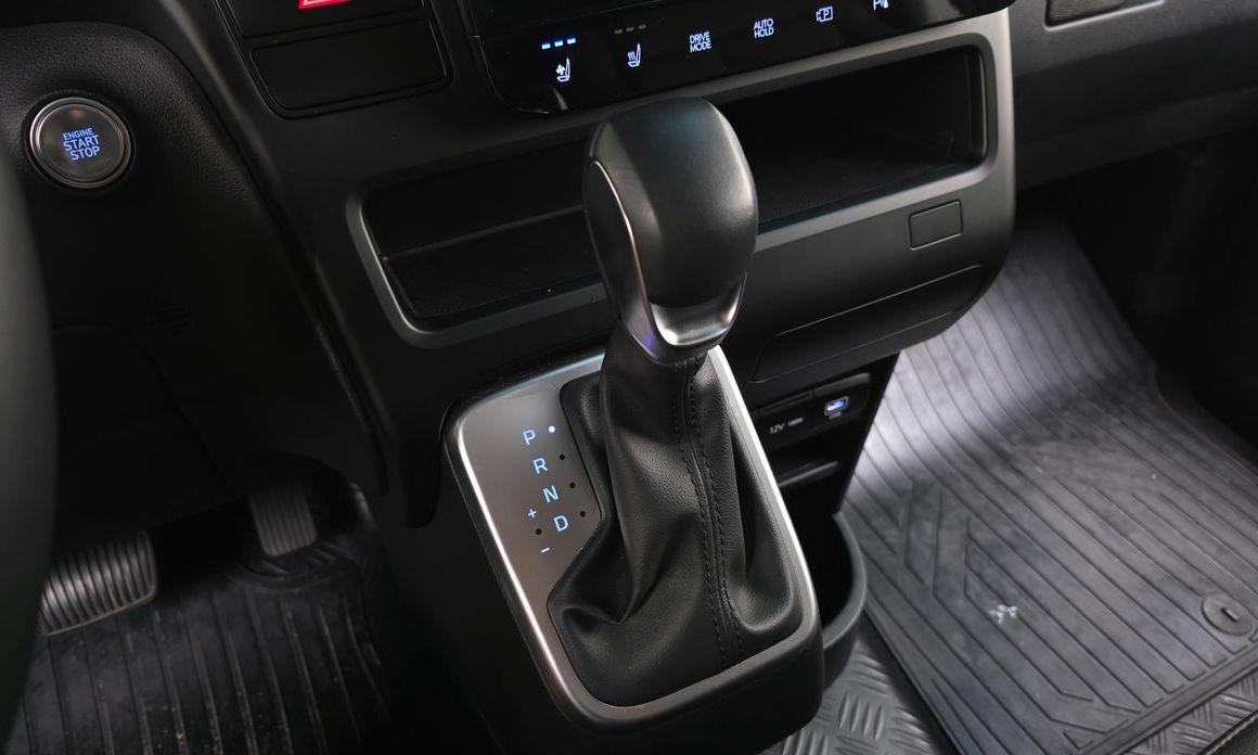 Hyundai Staria 2025
