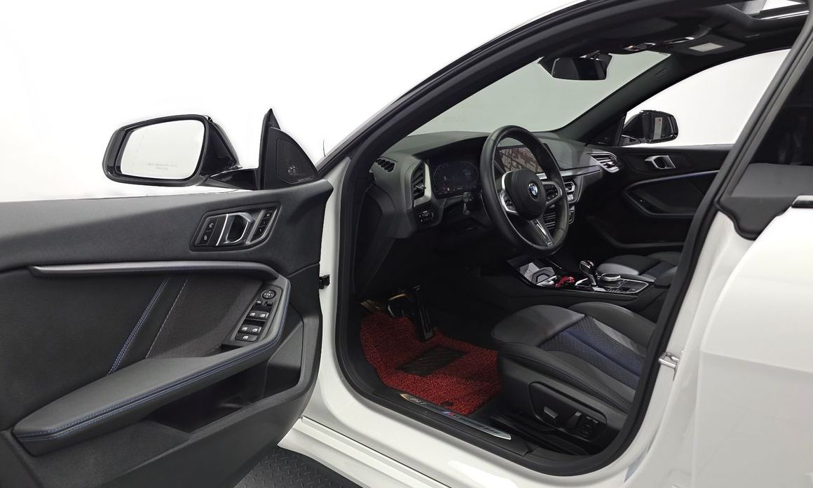 BMW 2-Series 2023