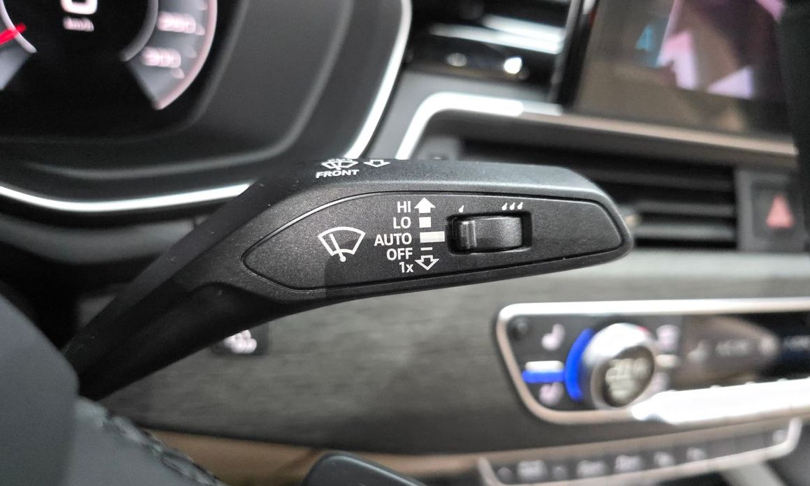 Audi A4 2023