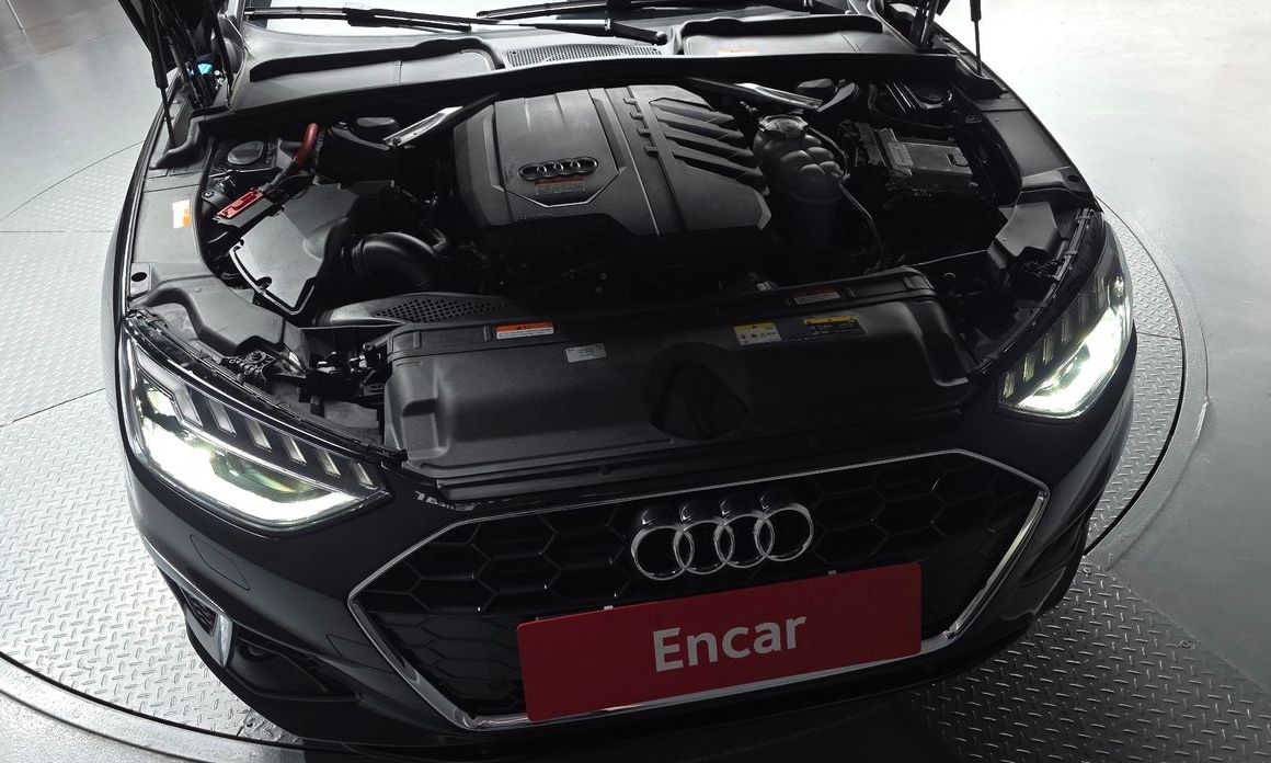 Audi A4 2023