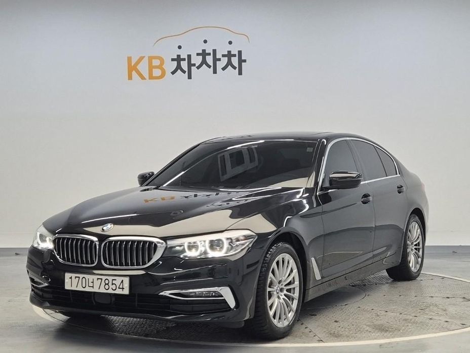 BMW 5-Series 2020