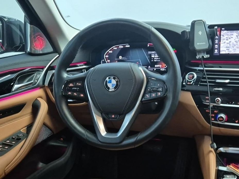 BMW 5-Series 2020
