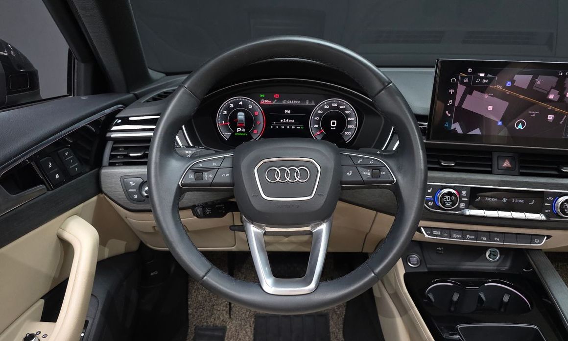 Audi A4 2023