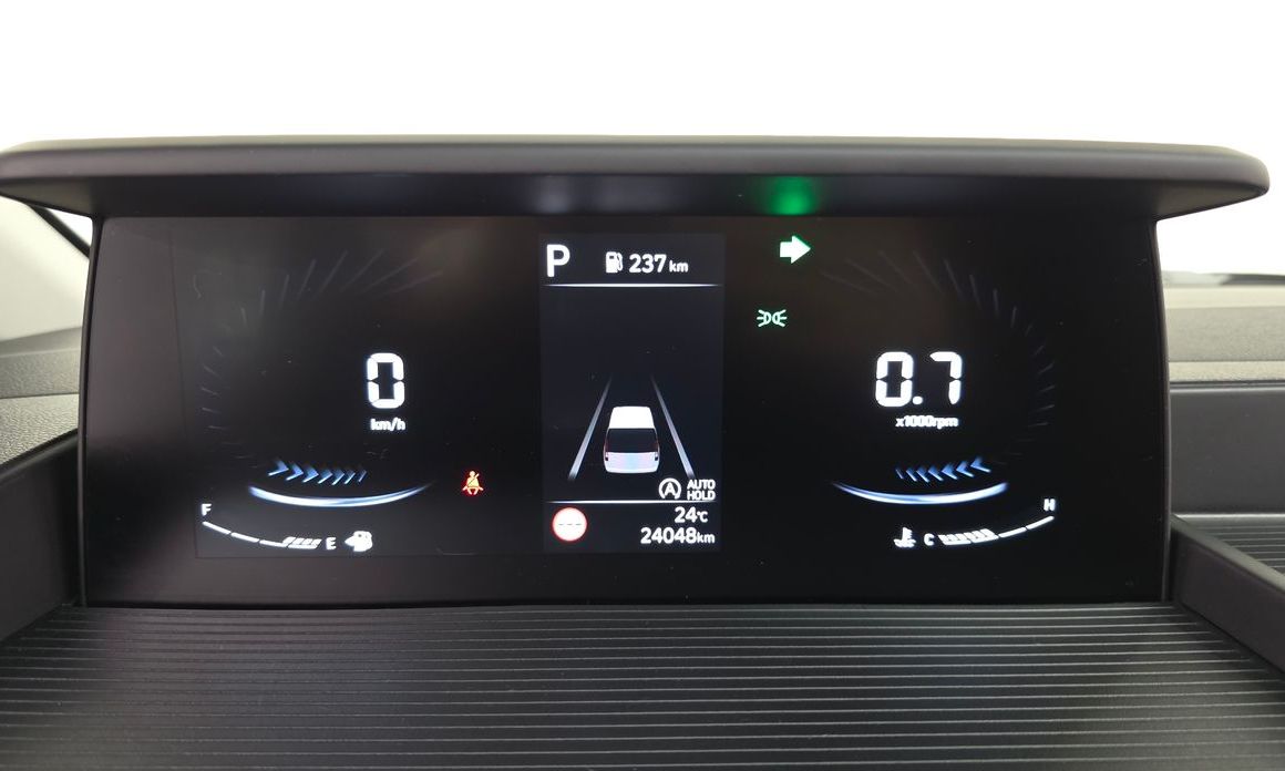 Hyundai Staria 2025