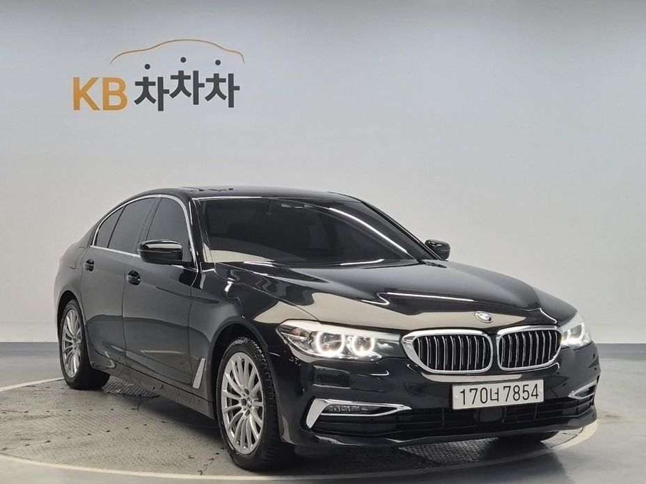 BMW 5-Series 2020