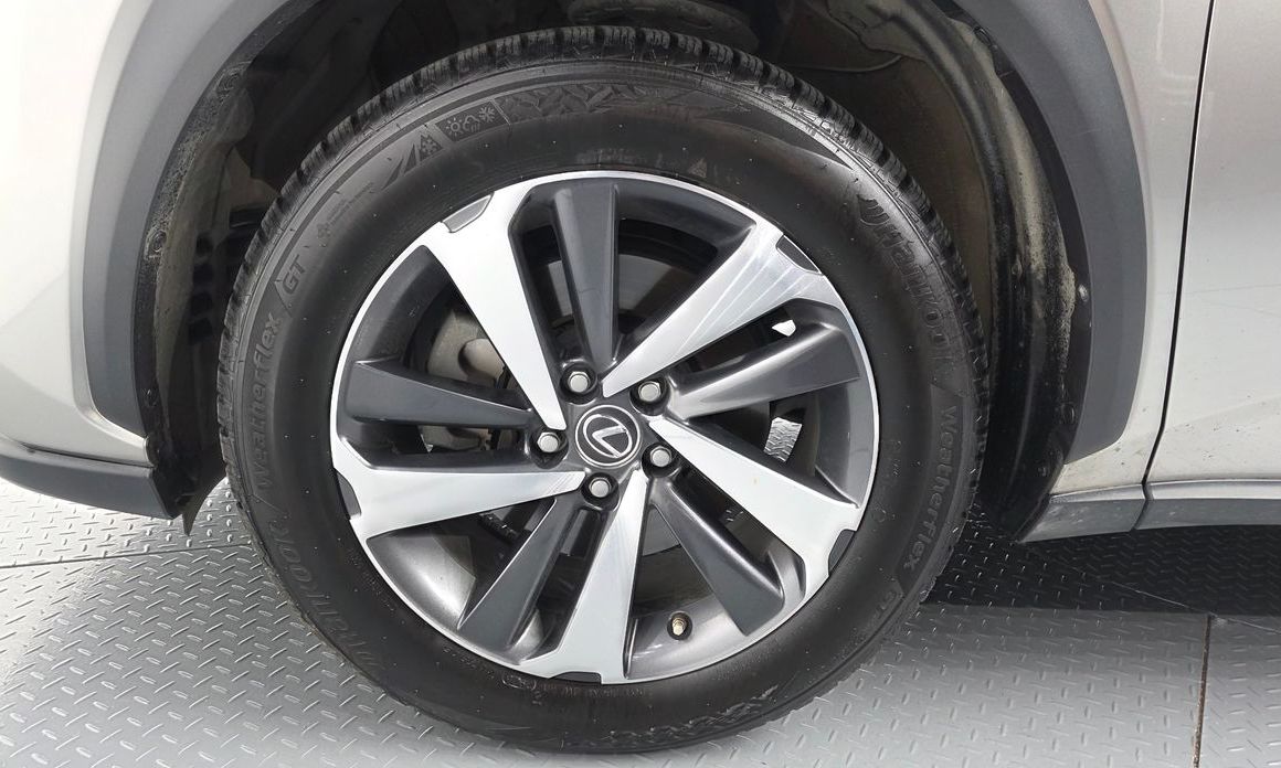 Lexus NX 2019