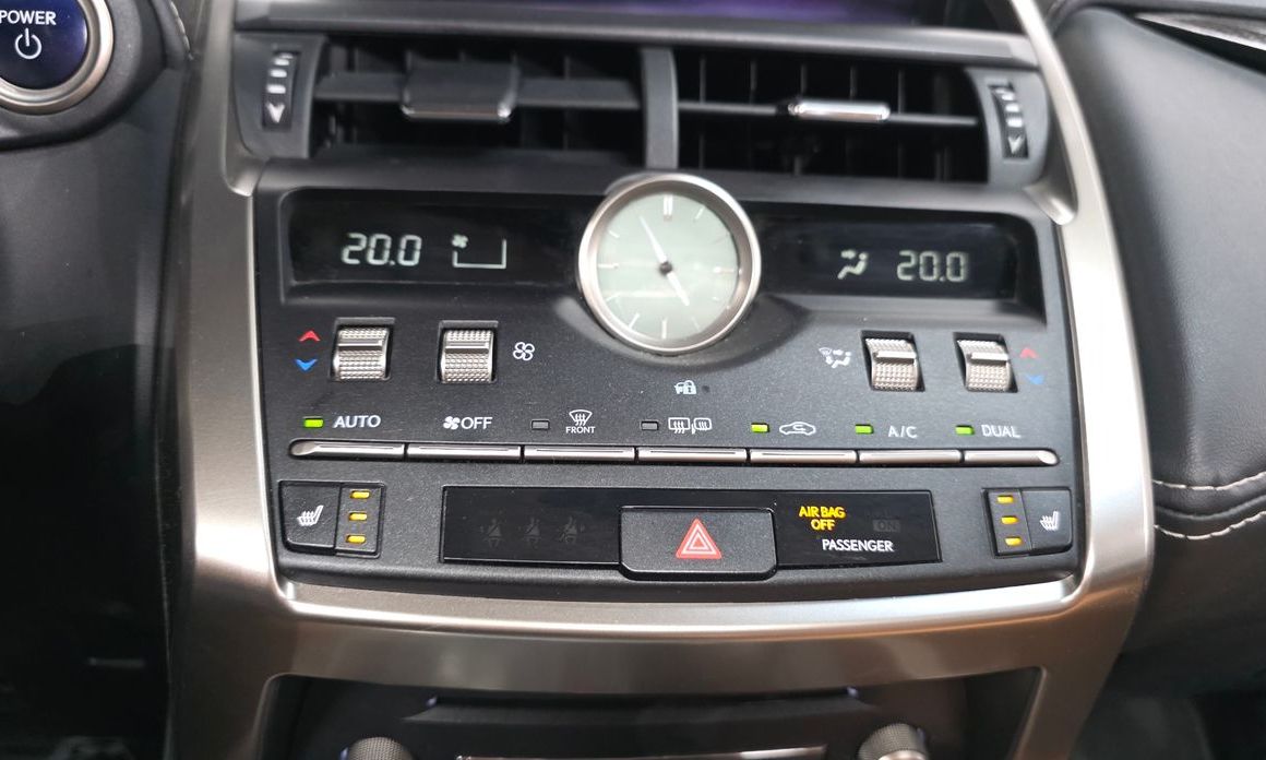 Lexus NX 2019