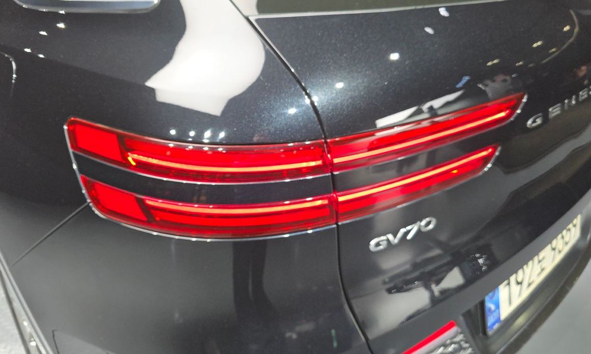 Genesis GV70 2021