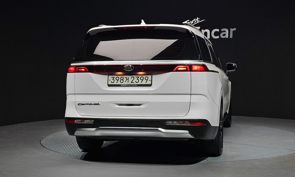 Kia Canival 2021
