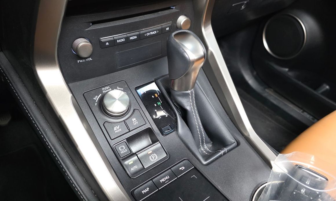 Lexus NX 2019