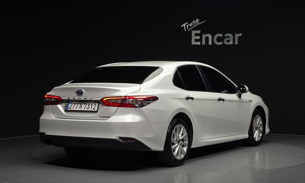 Toyota Camry 2024
