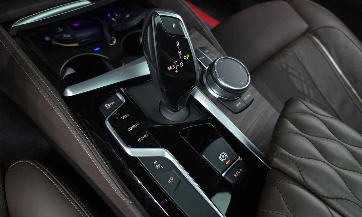 BMW 5-Series 2020