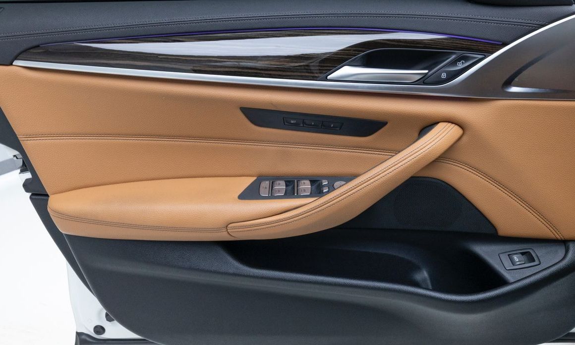 BMW 5-Series 2022