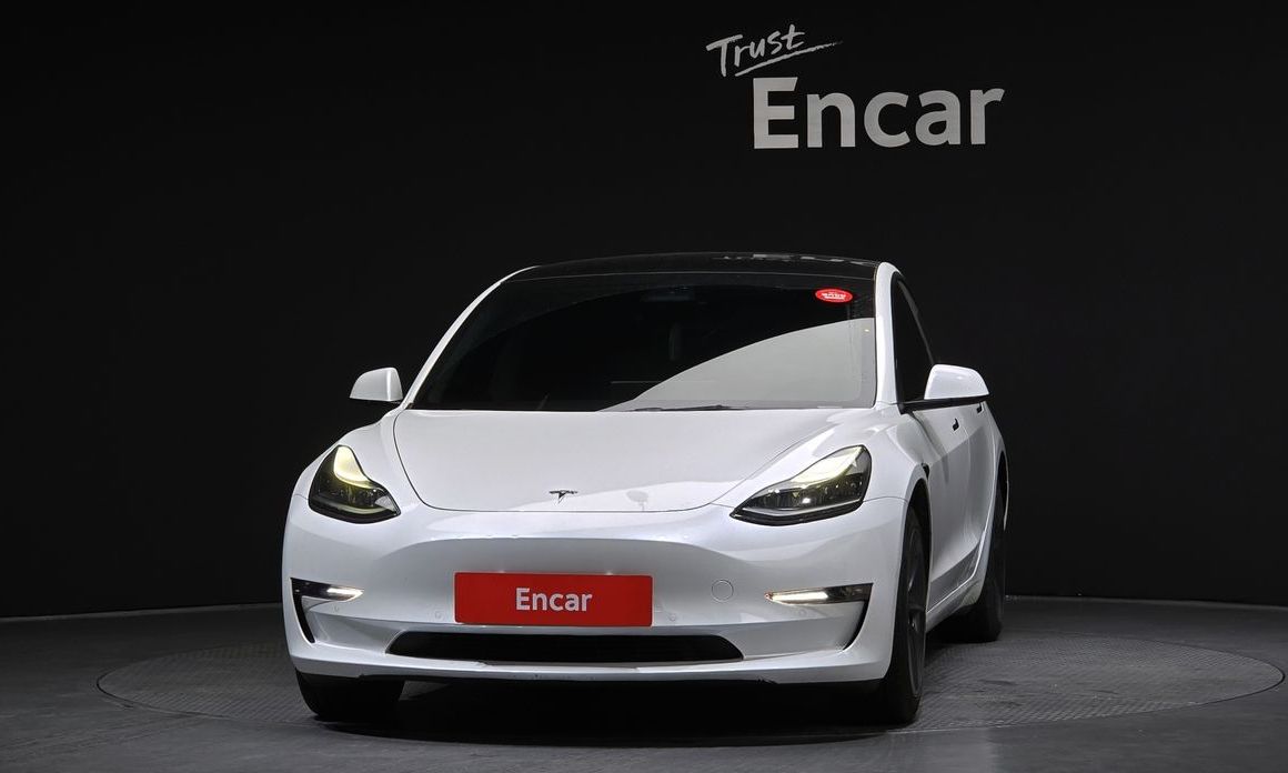 Tesla Model 3 2022