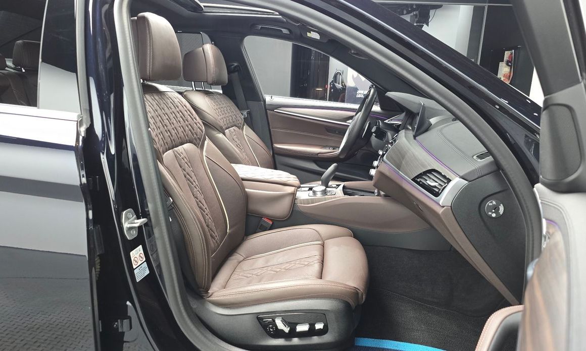 BMW 5-Series 2020