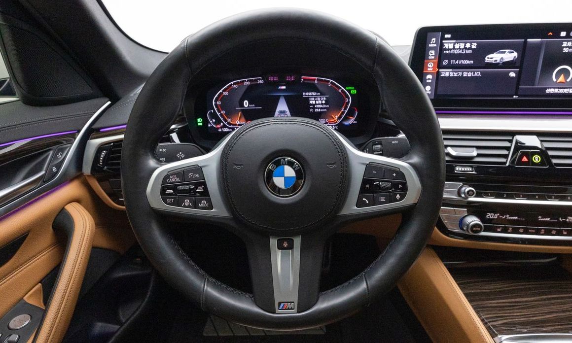 BMW 5-Series 2022