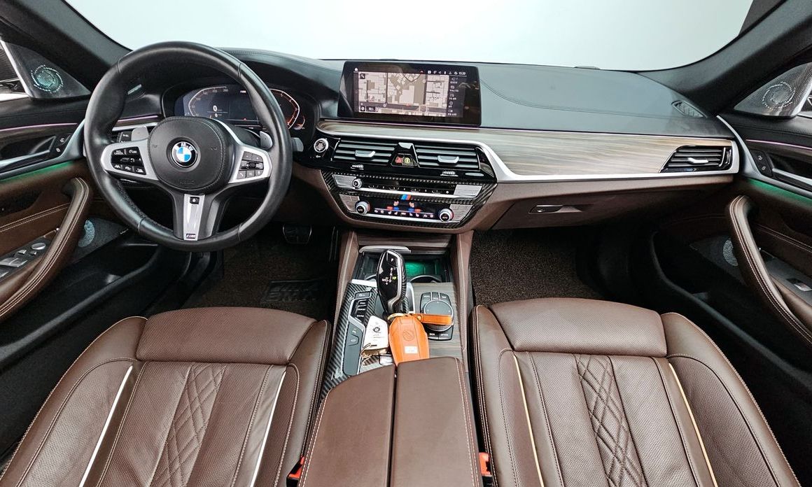 BMW 5-Series 2020