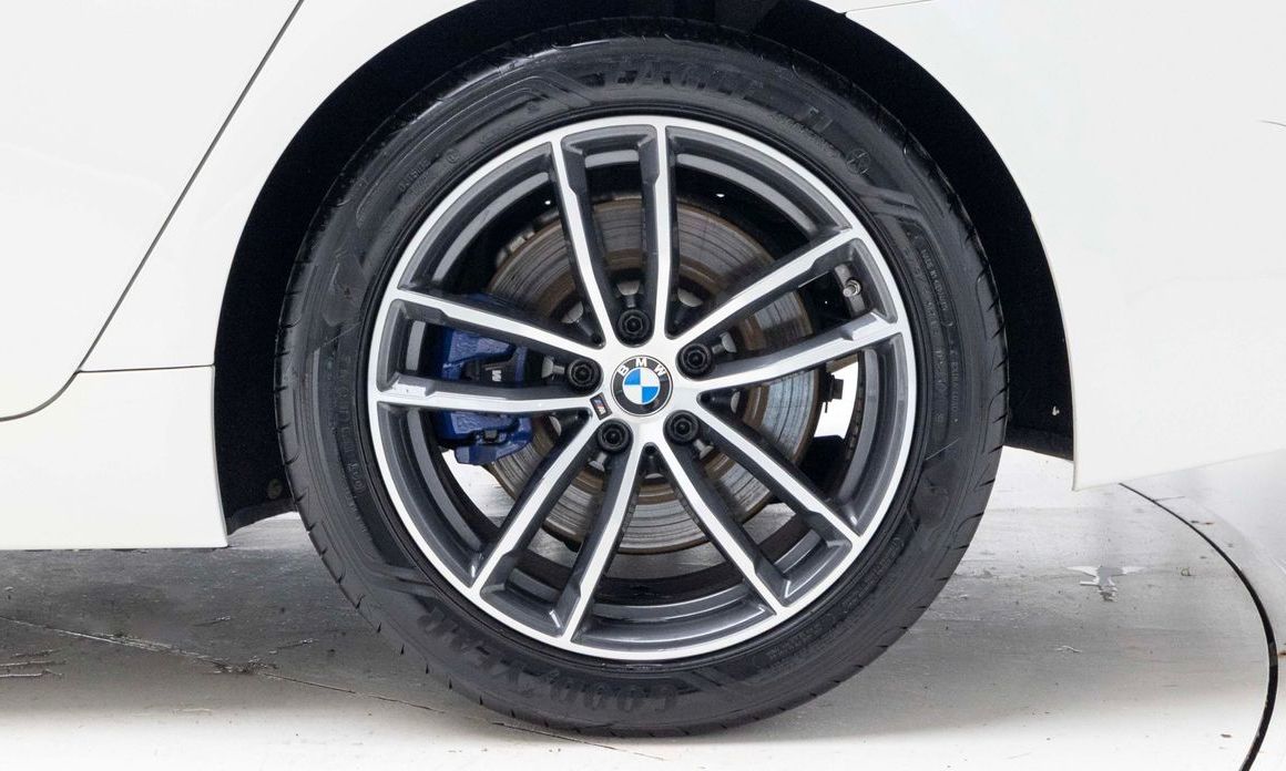 BMW 5-Series 2022