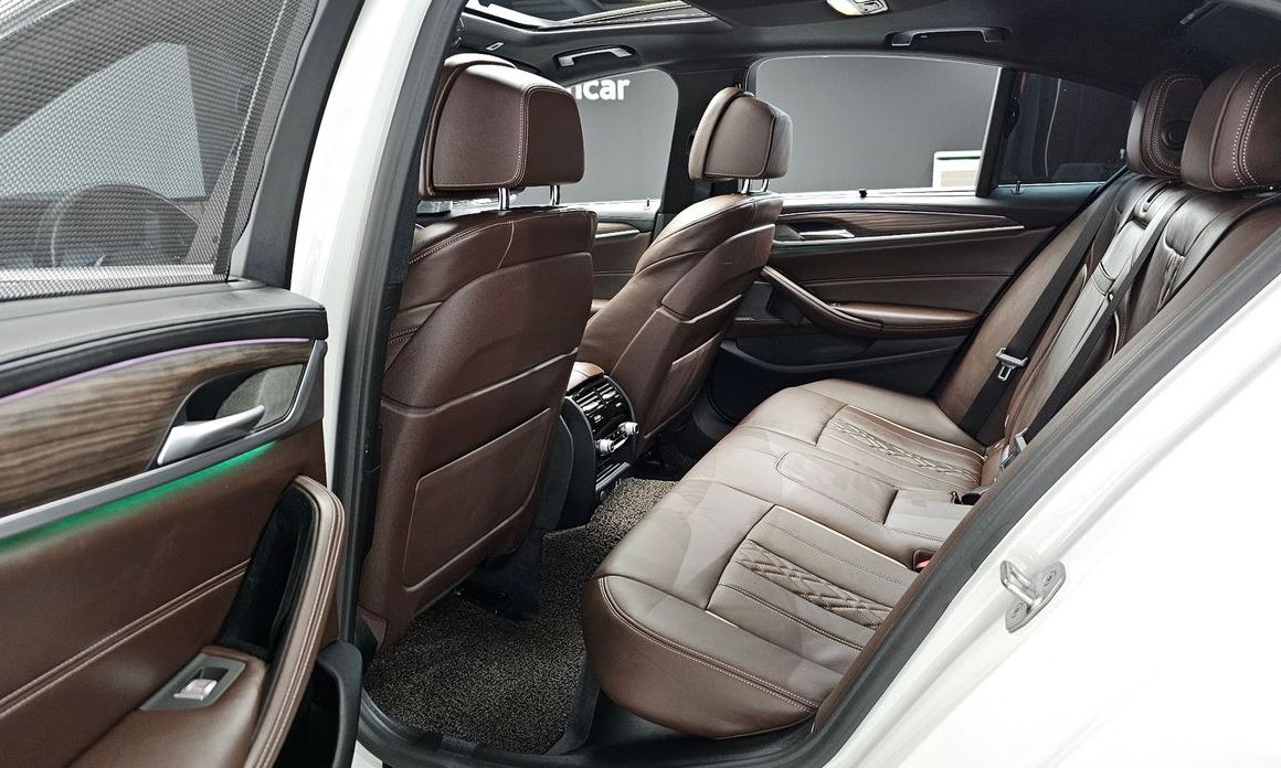 BMW 5-Series 2020