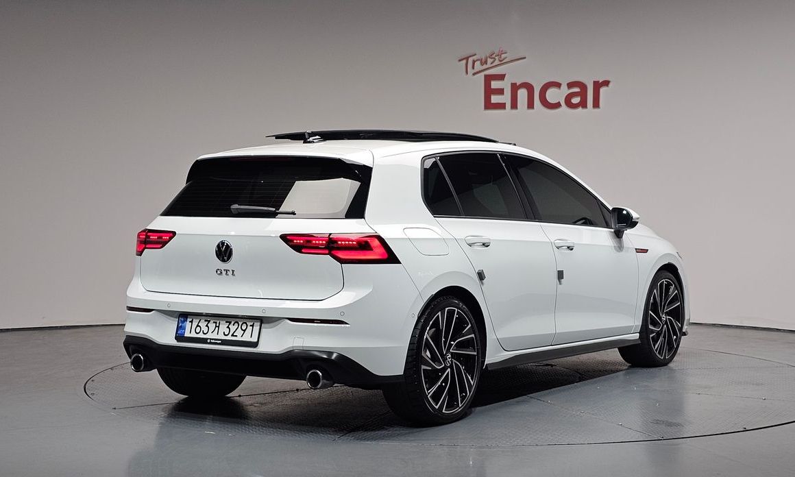 Volkswagen Golf 2024