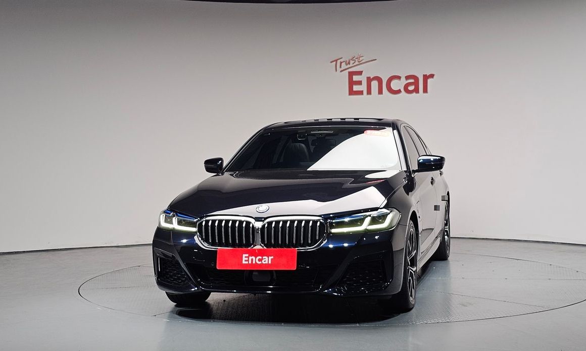 BMW 5-Series 2022