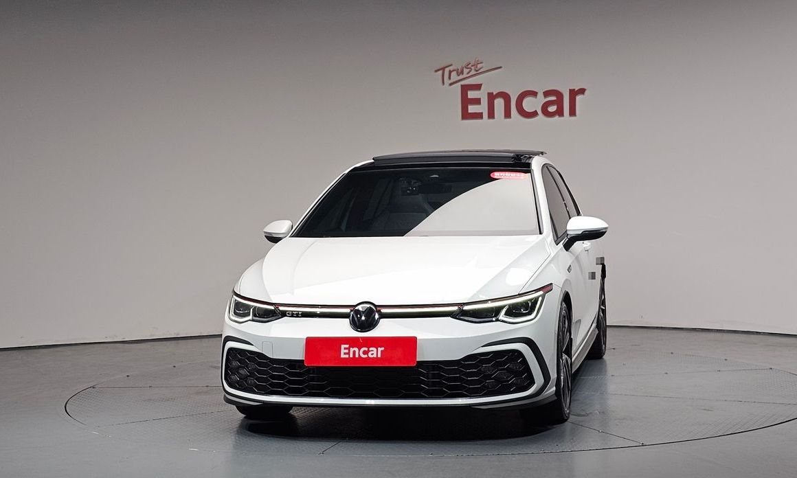 Volkswagen Golf 2024