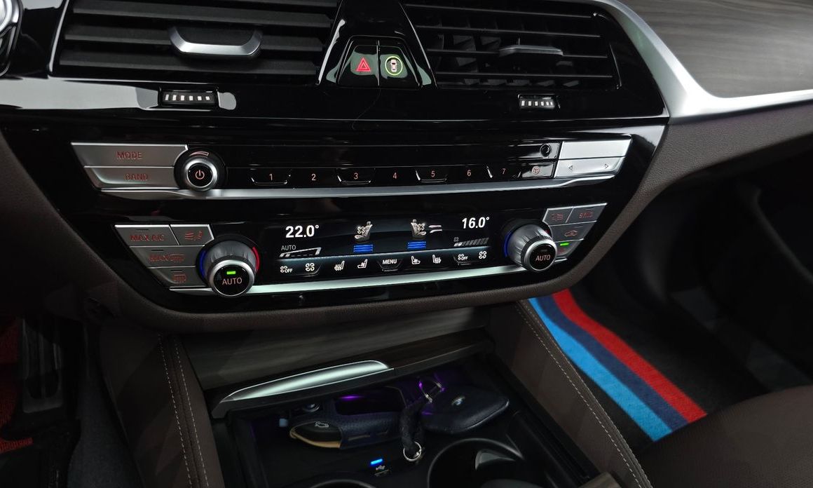 BMW 5-Series 2020