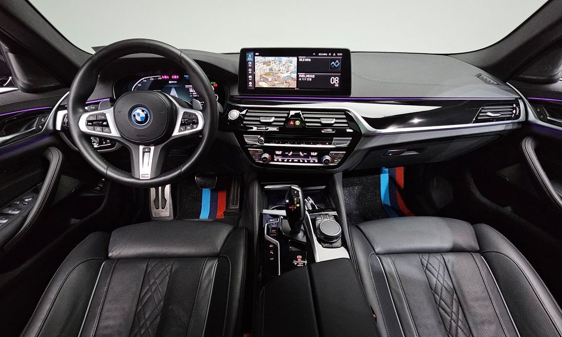 BMW 5-Series 2022