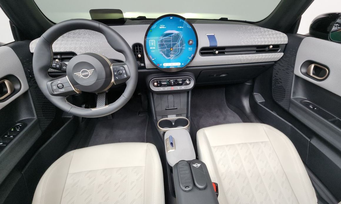 Mini Cooper Convertible 2025