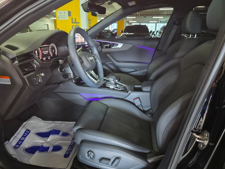 Audi A4 2024