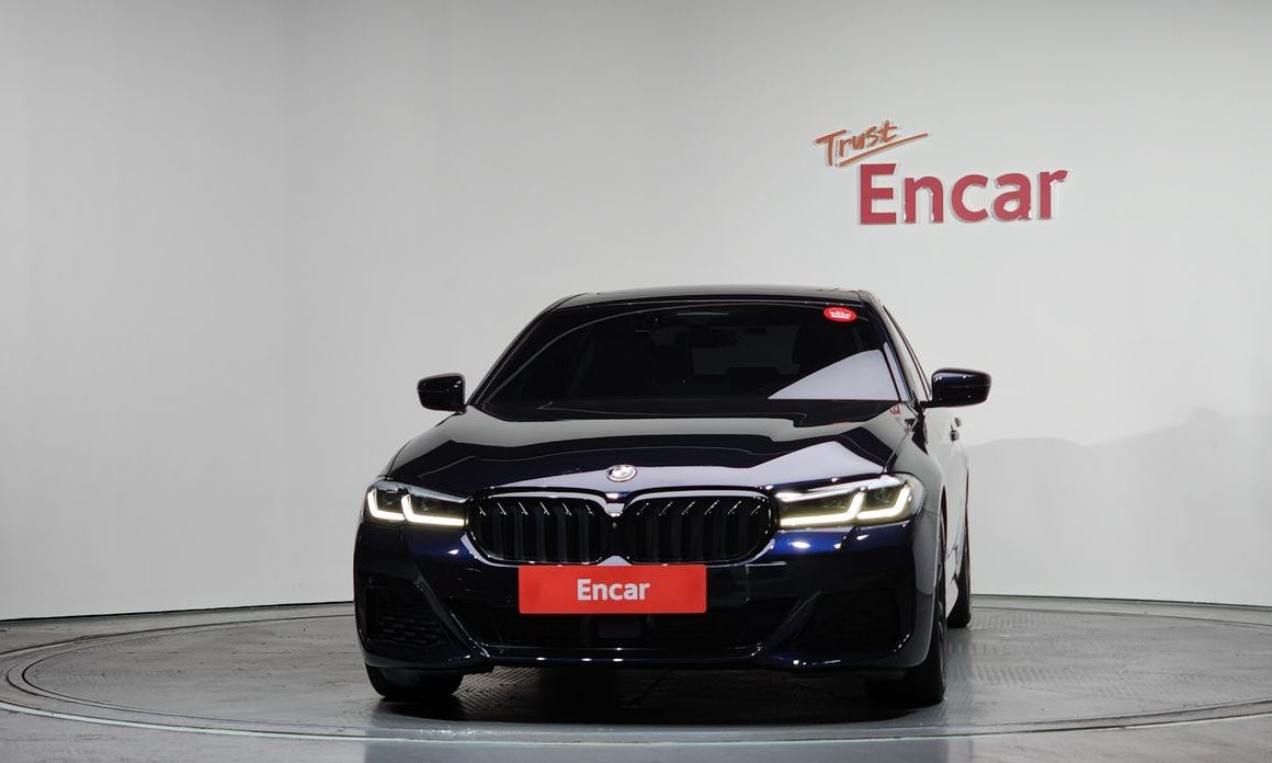 BMW 5-Series 2021