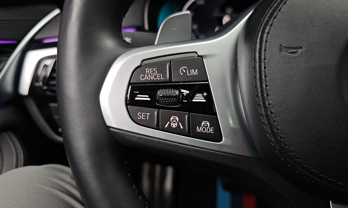 BMW 5-Series 2022