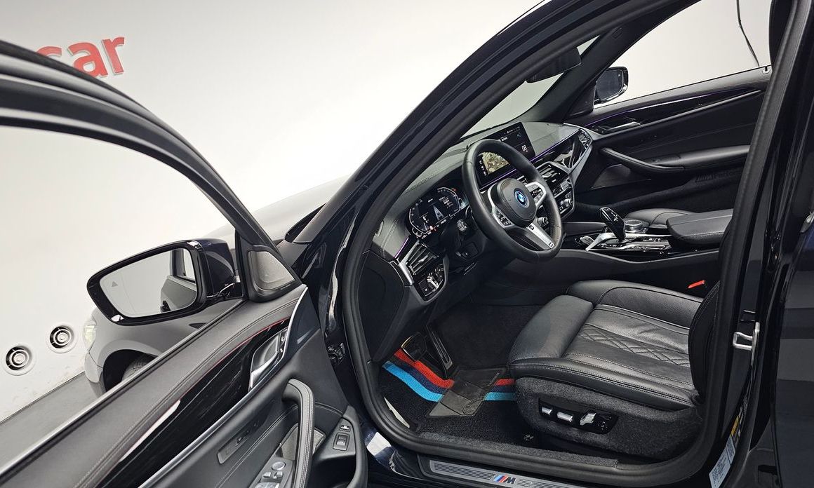 BMW 5-Series 2022