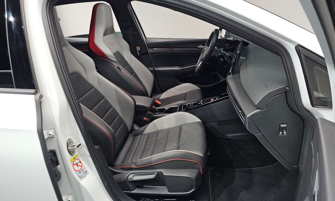 Volkswagen Golf 2024